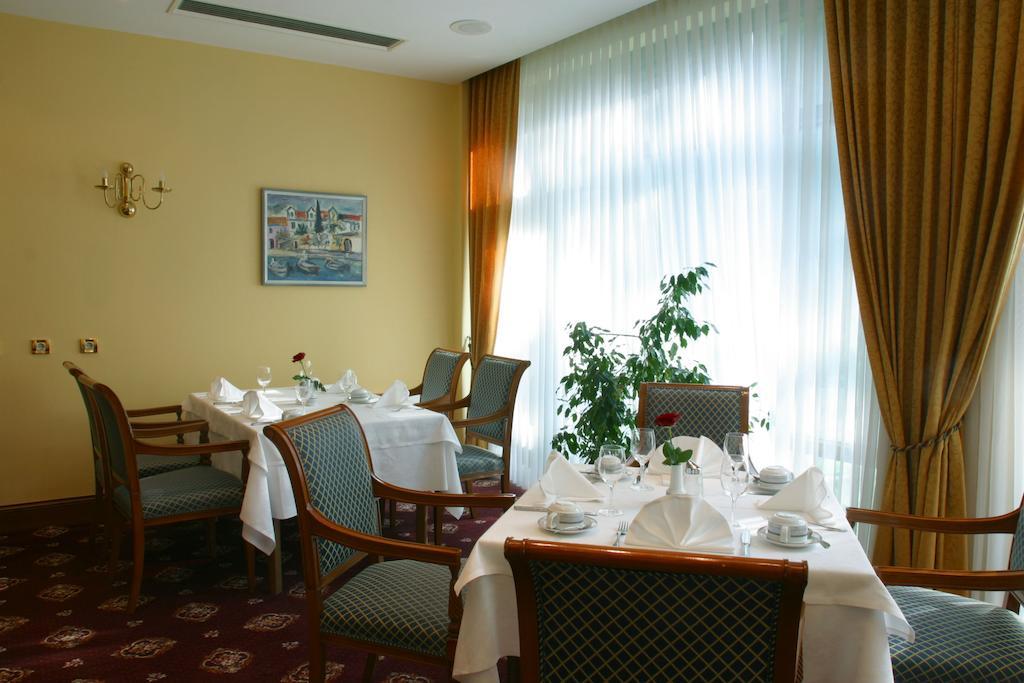 Hotel As Zagreb Exterior photo